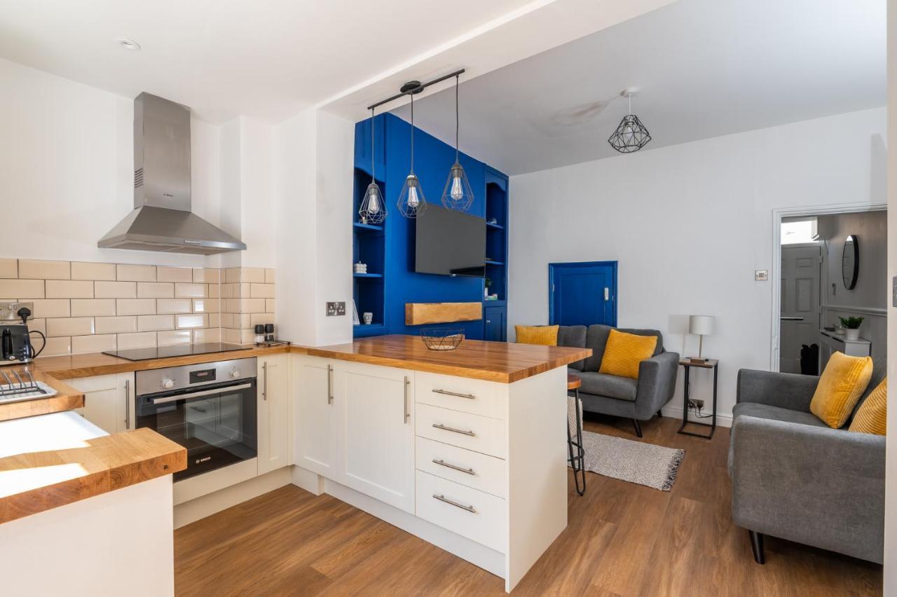Stylish, Centrally Located Terrace - Pass The Key York Exteriér fotografie